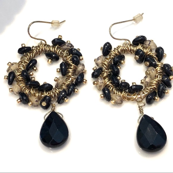 Black Crystal & Wire Necklace & Earrings Set - Picture 7 of 7